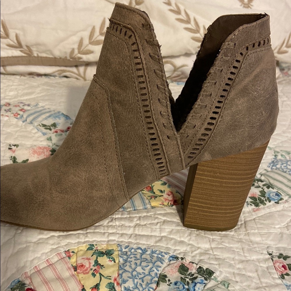 Fergalicious Brown Ankle Boots Sz 10 - Picture 10 of 14